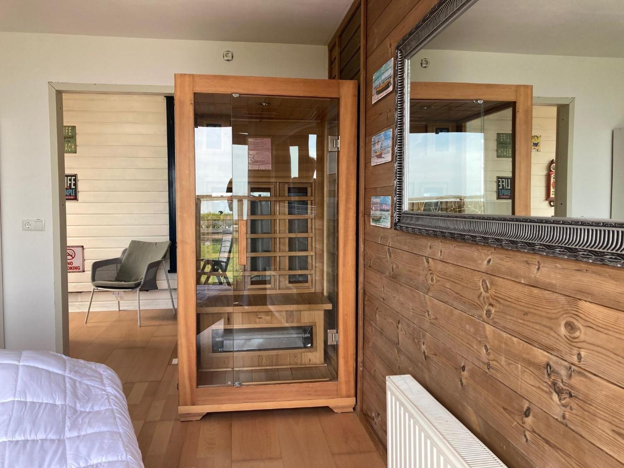 Lakeview 6 Pers Holiday Home Aurora With Fenced Garden, Whirlpool And Sauna Anjum Zewnętrze zdjęcie